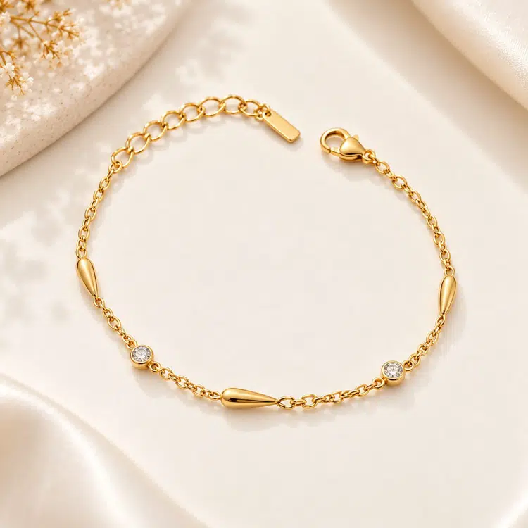 Minimalistic Diamond Bracelet